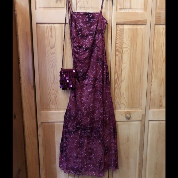 Ladies Formal Dress - Picture 1 of 7